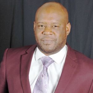 Meet your Posher, Bennett t.